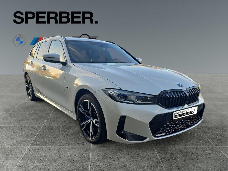 BMW 330 330e Touring