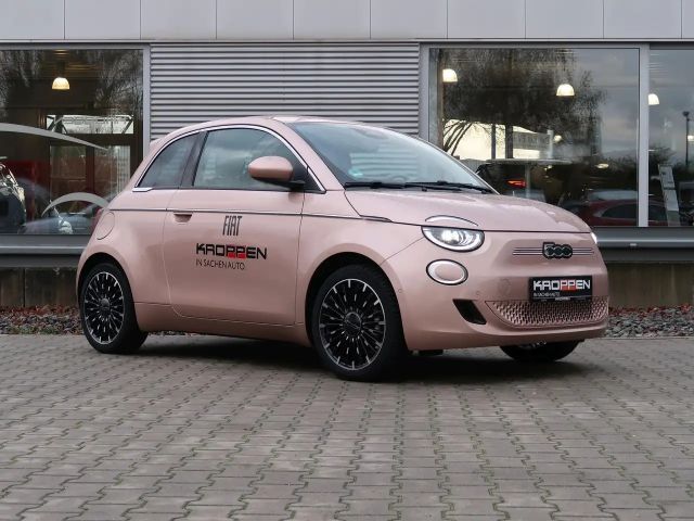 Fiat 500e 42 kWh La Prima