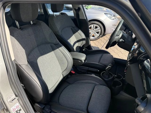 MINI Cooper Cooper Classic Trim