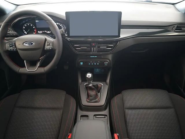 Ford Focus EcoBoost ST Line