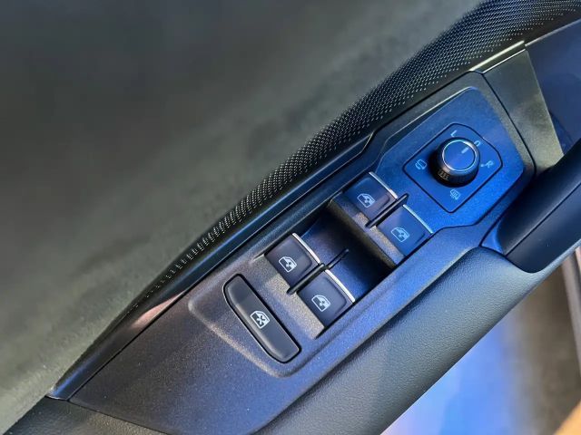 Volkswagen Tayron 2.0 TDI 4Motion R-Line