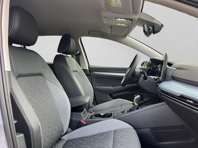 Volkswagen Golf 1.5 TSI IQ.Drive