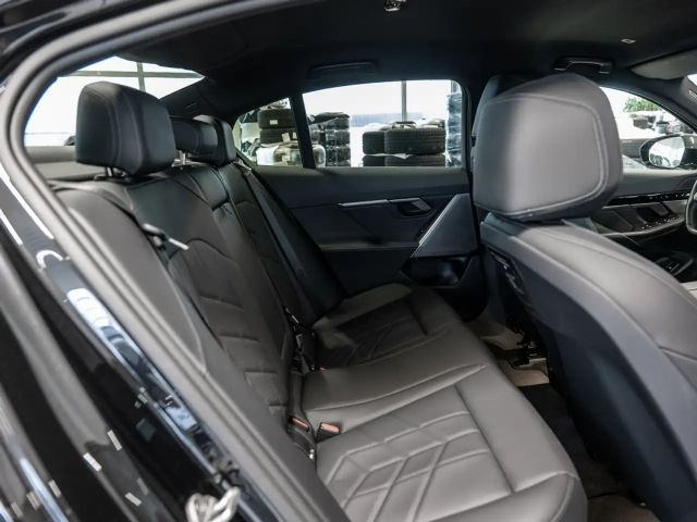 BMW 520 520d M-Sport Sedan