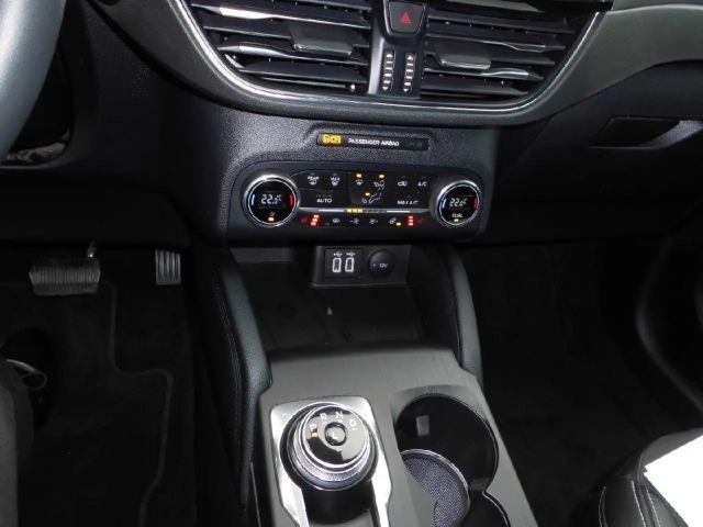 Ford Kuga Hybrid Titanium X