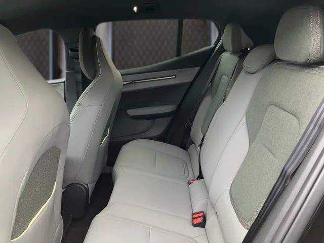 Volvo EX30 Extended range Plus Single motor