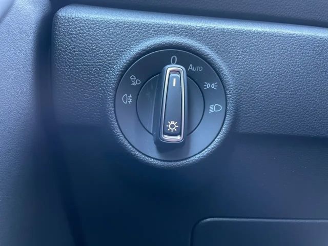 Volkswagen T-Roc 1.5 TSI DSG R-Line