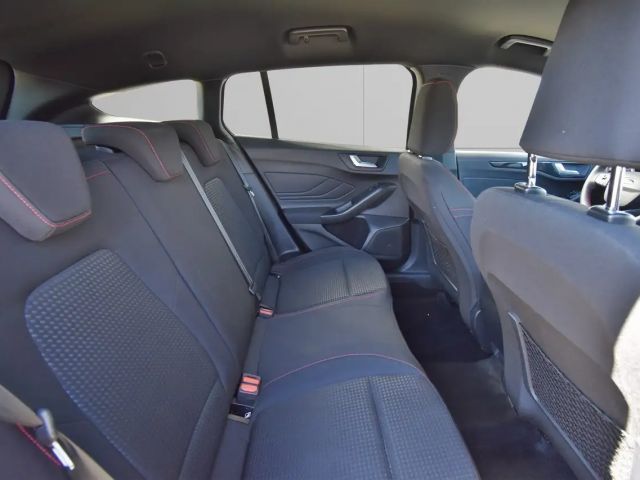 Ford Focus EcoBoost ST Line Wagon