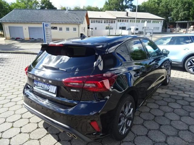 Ford Focus EcoBoost ST Line Style