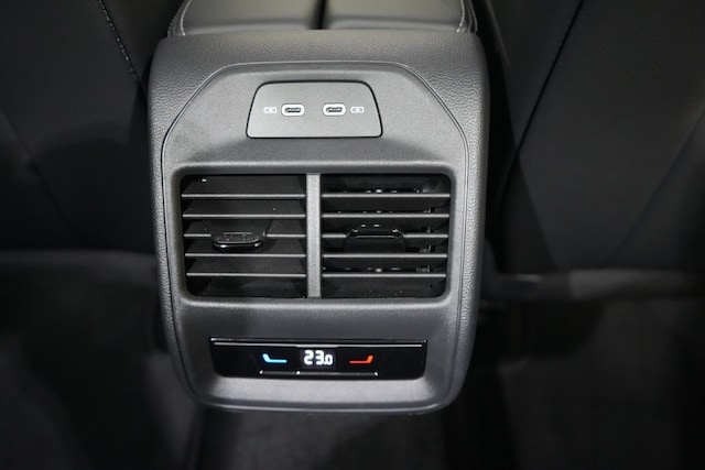 Volkswagen Passat 2.0 TSI DSG R-Line