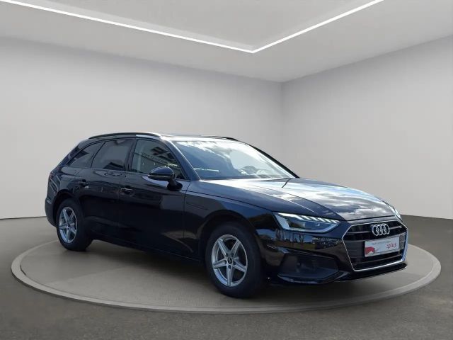 Audi A4 35 TDI S-Tronic