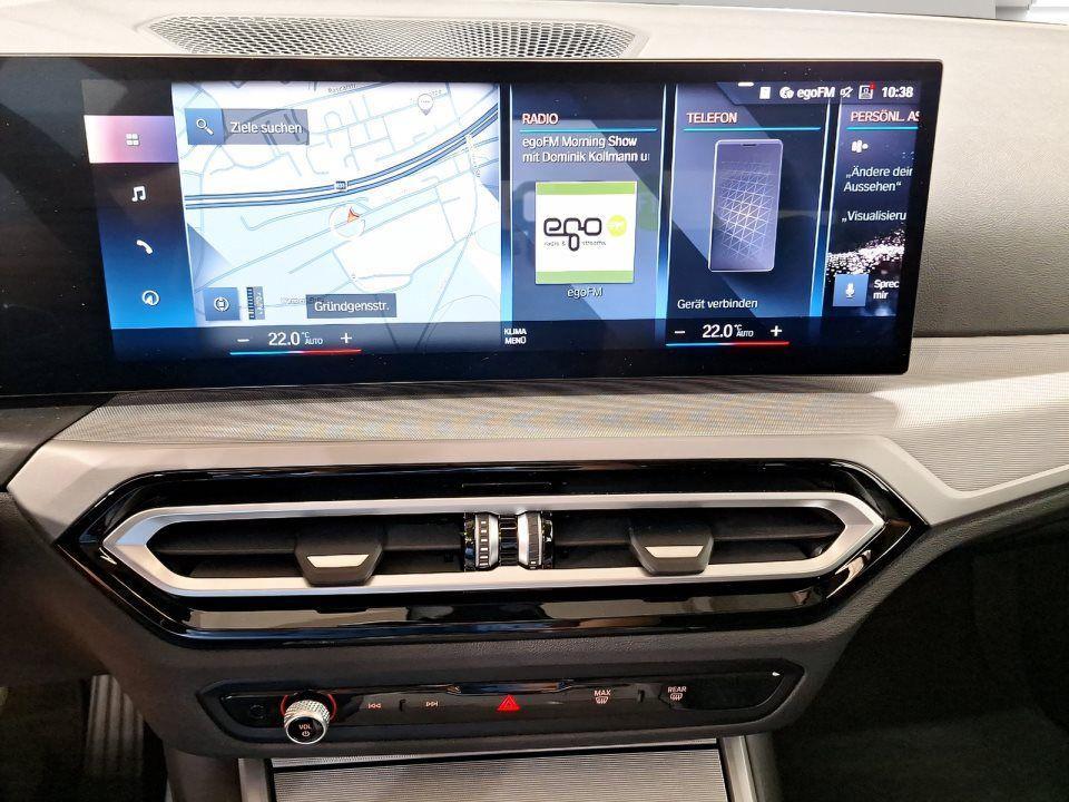 BMW 330 330i Touring xDrive