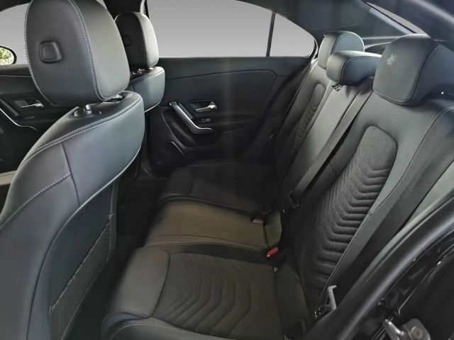 Mercedes-Benz A 180 Progressive