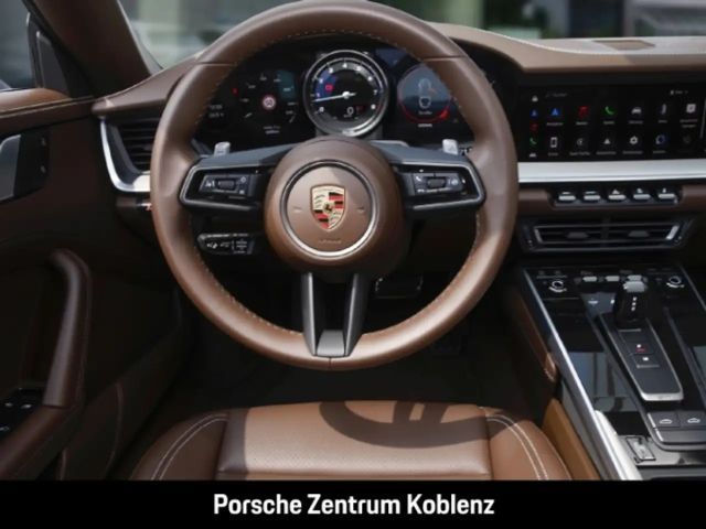 Porsche 992 4 Coupé Targa