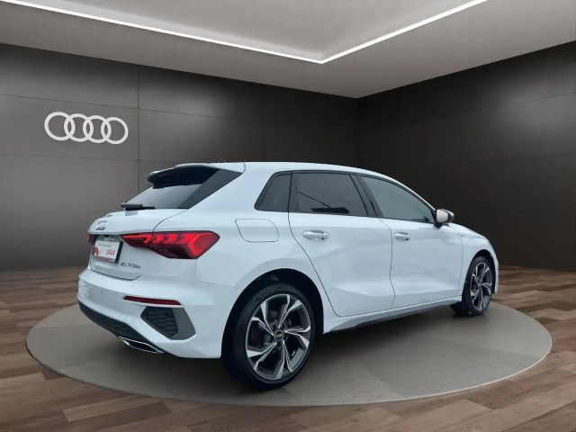 Audi A3 Hybride S-Line Sedan Sportback