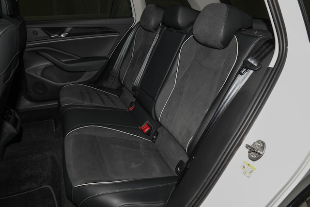 Volkswagen Passat 2.0 TDI Business DSG Variant