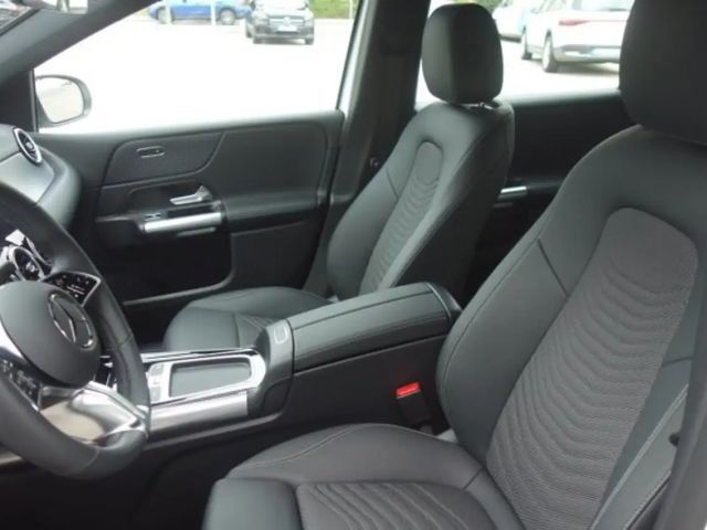 Mercedes-Benz B 200 Progressive