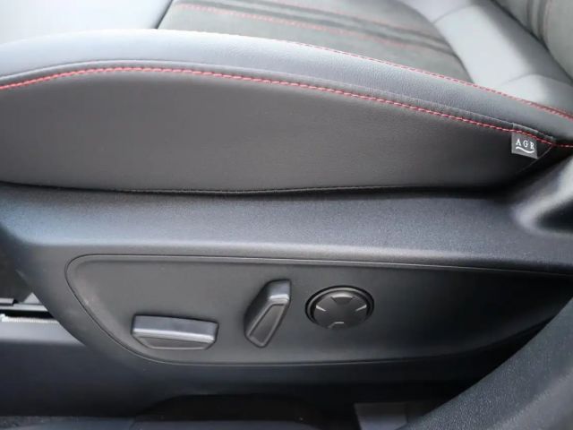 Ford Kuga Plug in Hybrid ST Line X