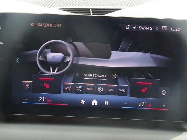 BMW 120 120i M-Sport Sedan