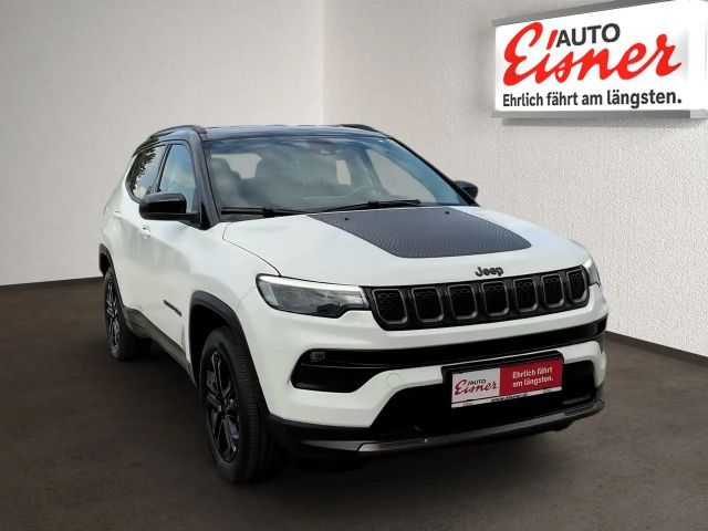 Jeep Compass 1.3 PHEV UPLAND AT