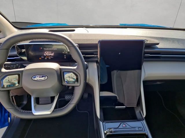 Ford Explorer Extended range RWD