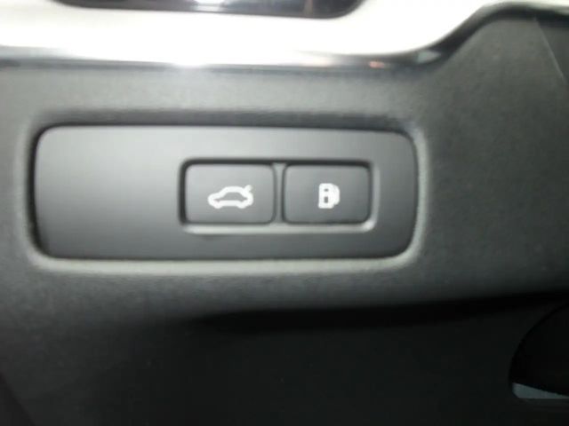 Volvo XC60 AWD Dark Plus T6