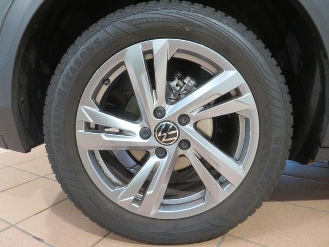 Volkswagen T-Roc 1.5 TSI DSG R-Line