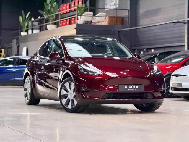 Tesla Model Y Dual Motor Long Range