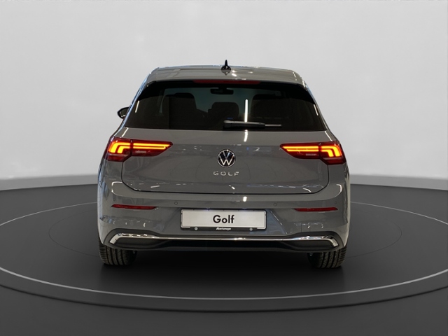 Volkswagen Golf 1.5 TSI Golf VIII