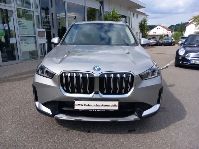 BMW iX1 xDrive30