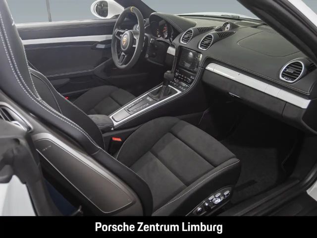 Porsche Cayman 718 RS