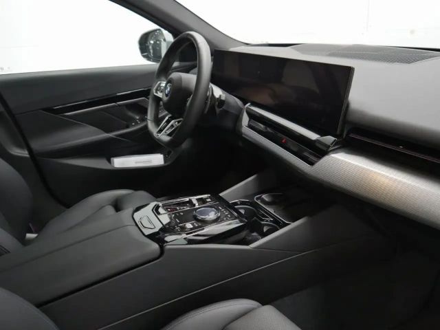 BMW 520 520d M-Sport Touring xDrive