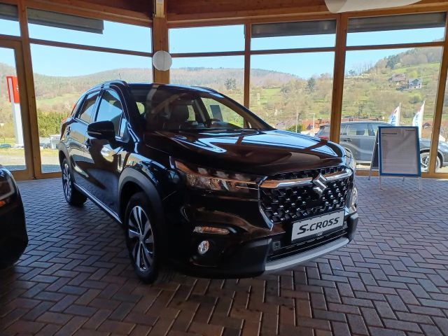 Suzuki S-Cross AllGrip Hybrid