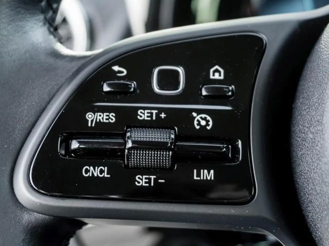 Mercedes-Benz GLA 180 Style