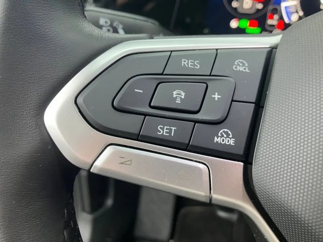 Volkswagen Golf Business DSG Variant