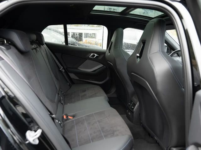 BMW 135 Sedan xDrive