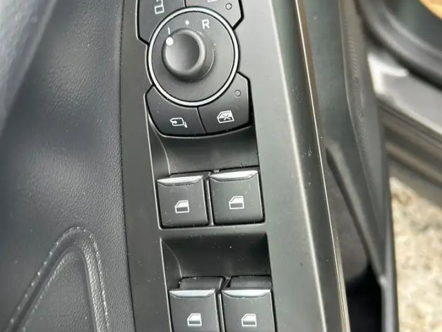 Ford Focus Cool & Connect Wagon