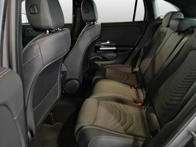 Mercedes-Benz GLA 180 Progressive