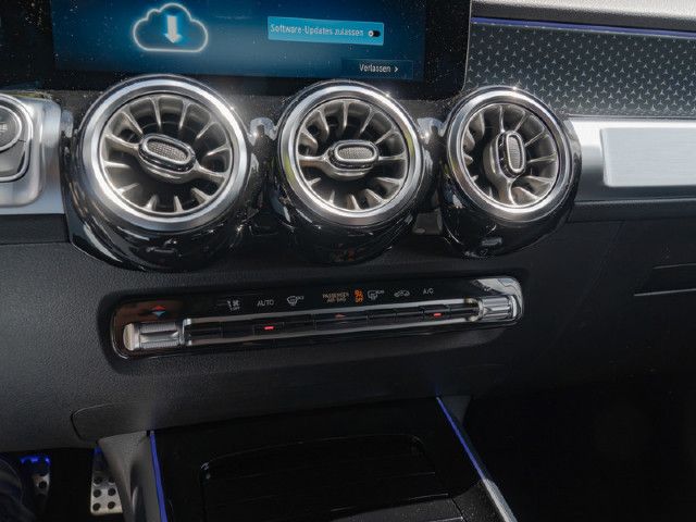 Mercedes-Benz GLB 250 4MATIC