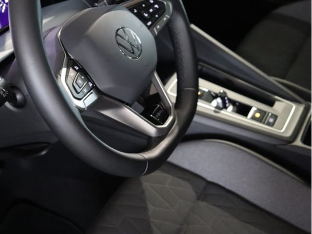 Volkswagen Golf 1.5 eTSI DSG Golf VIII Variant