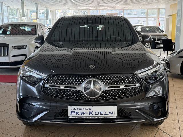 Mercedes-Benz GLC 300 4MATIC AMG Line GLC 300 d