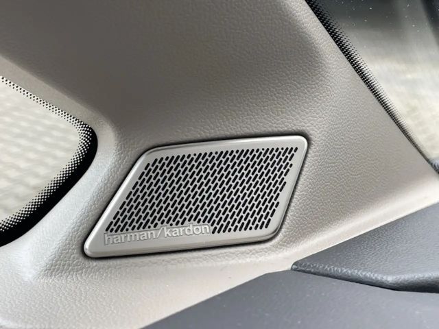 Volkswagen Multivan 2.0 TDI DSG T7