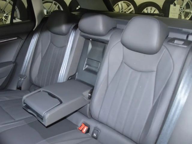 Skoda Superb 2.0 TDI Combi Selection