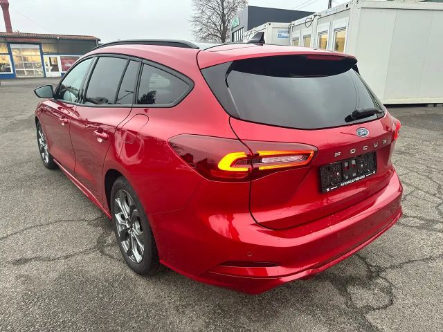 Ford Focus ST Line