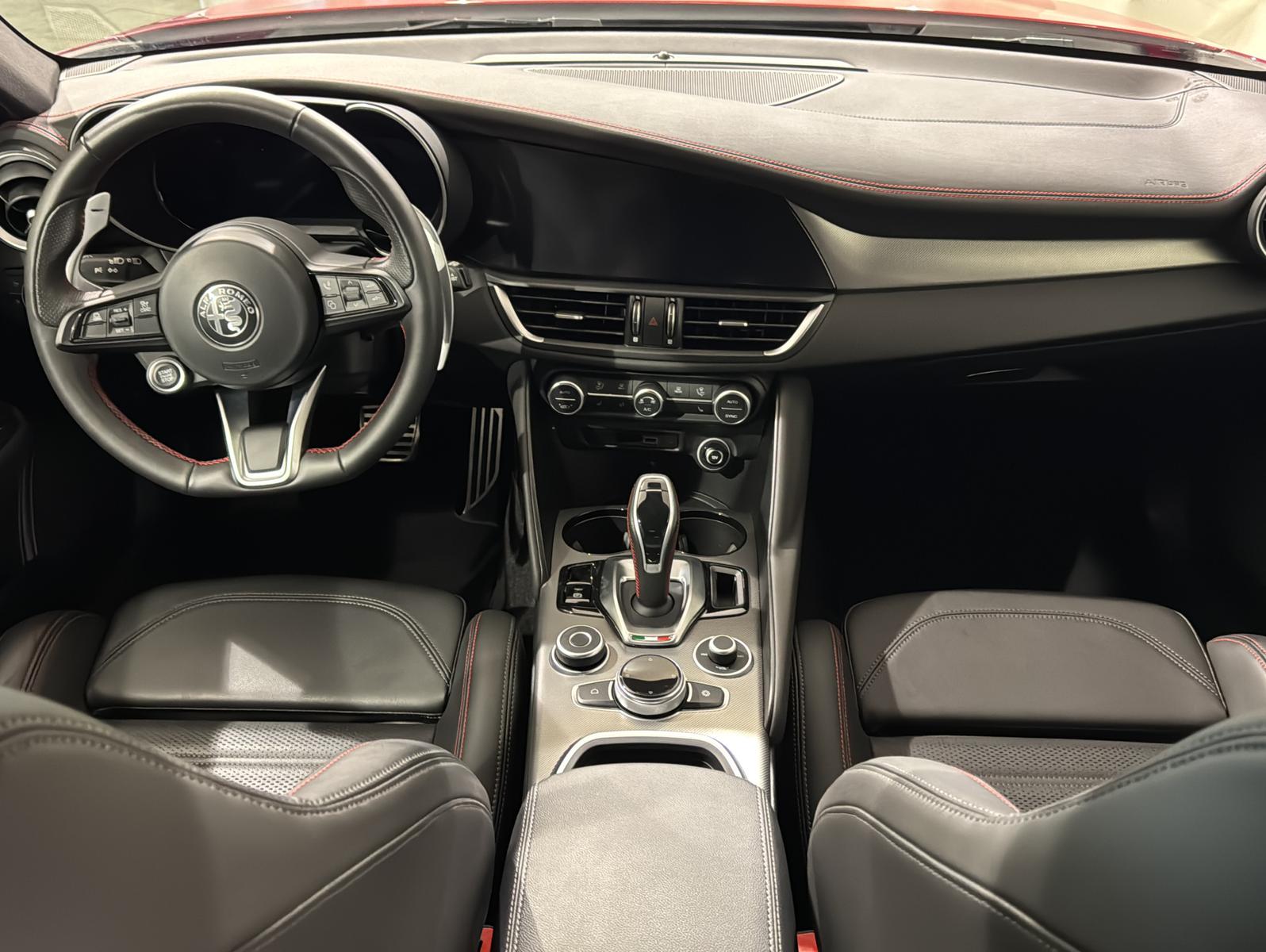 Alfa Romeo Giulia Q4