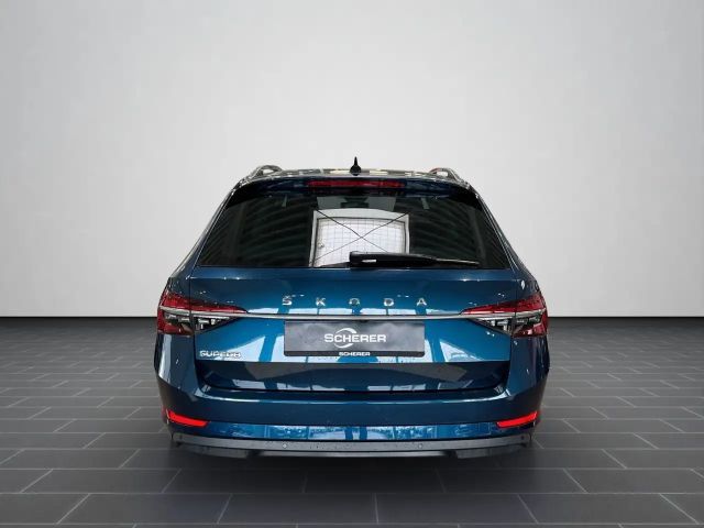 Skoda Superb 2.0 TDI Combi Style Style
