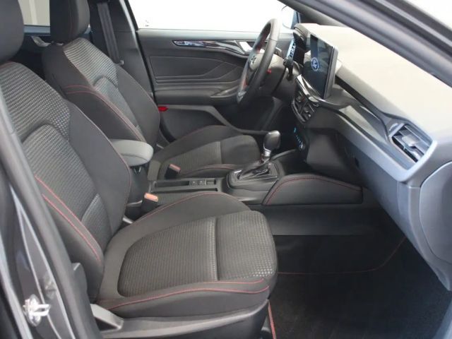 Ford Focus ST Line Wagon