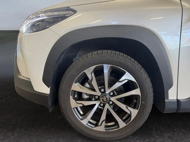 Toyota Corolla Cross Hybride Team D