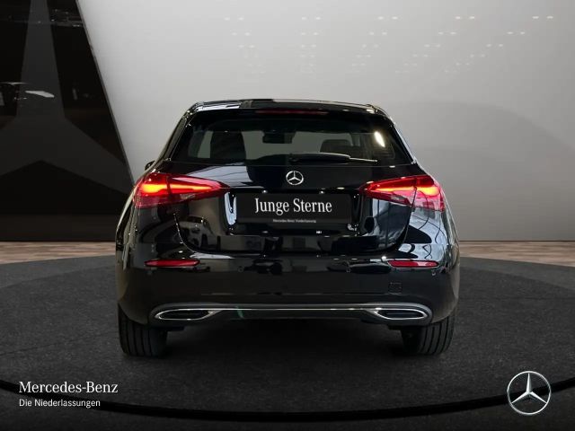 Mercedes-Benz A 180 Progressive