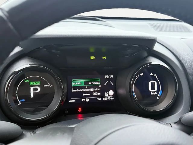 Toyota Yaris Hybride Style