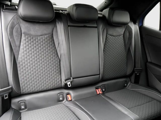 Volkswagen T-Roc 1.5 eTSI DSG IQ.Drive R-Line